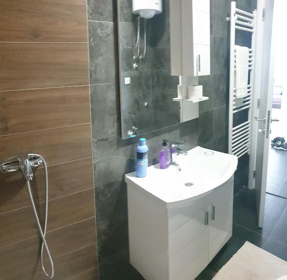 Apartman Venecija Μπάνια Λούκα Εξωτερικό φωτογραφία