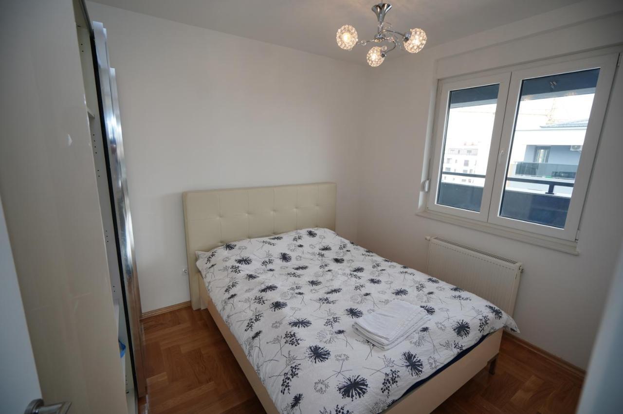 Apartman Venecija Μπάνια Λούκα Εξωτερικό φωτογραφία