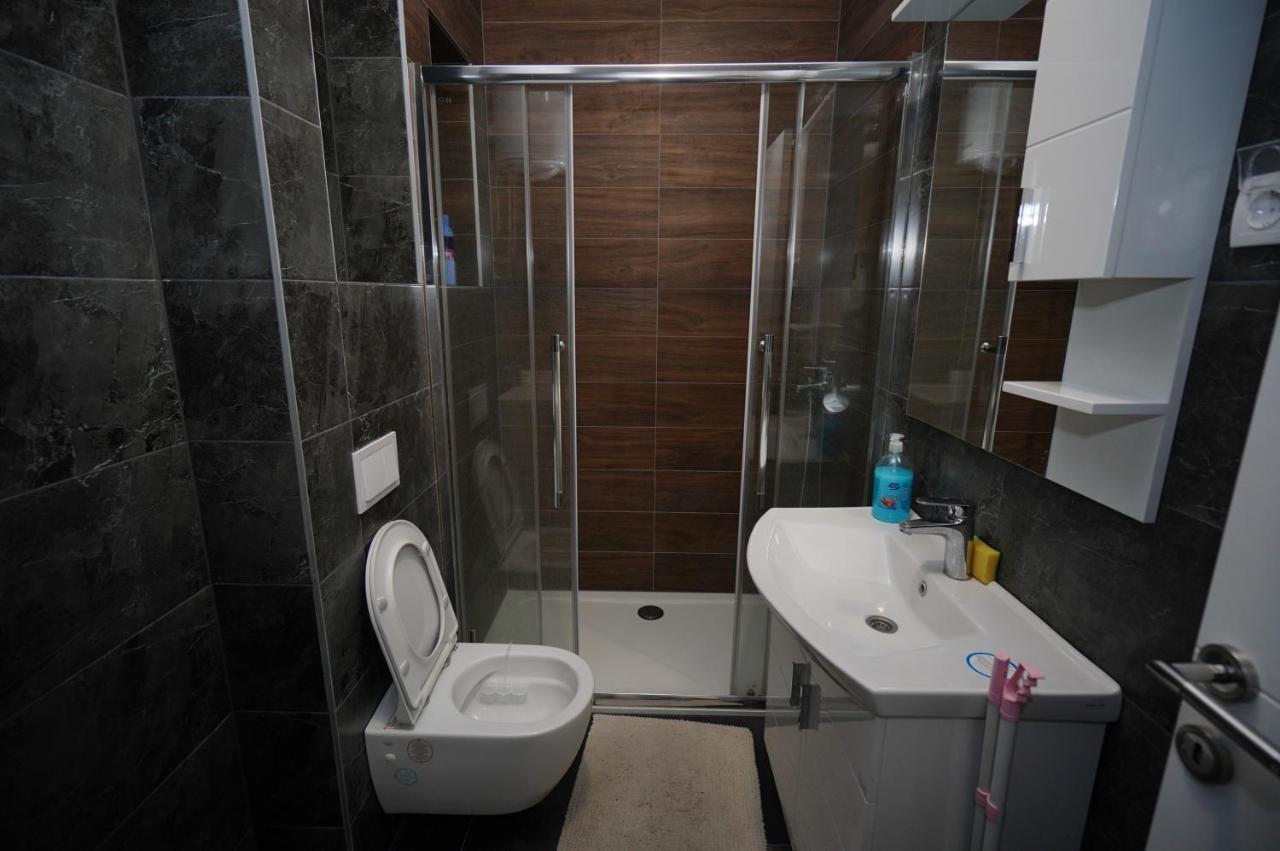 Apartman Venecija Μπάνια Λούκα Εξωτερικό φωτογραφία